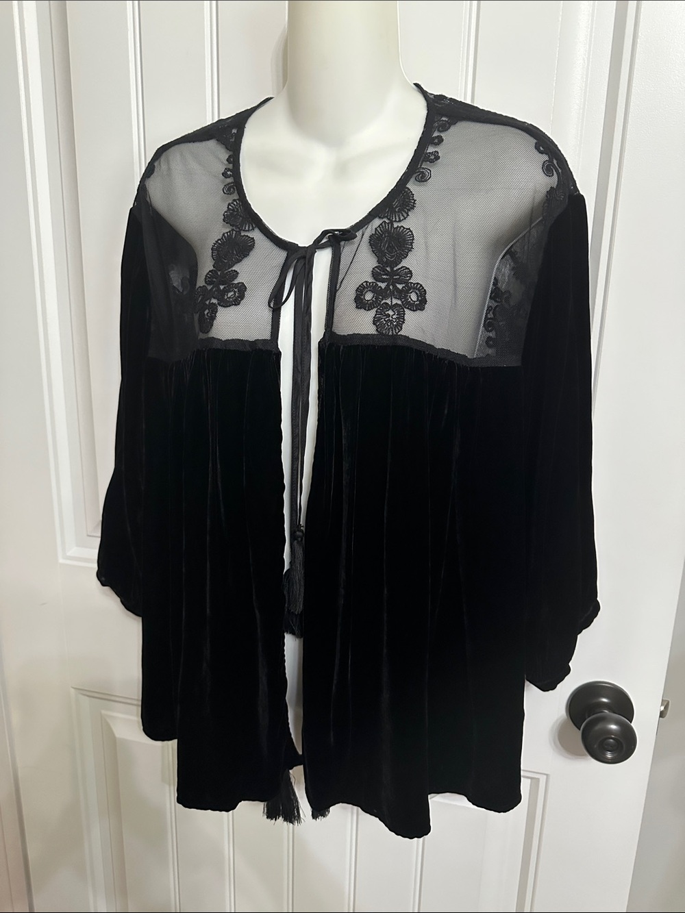 Nwots. 4 Love And Liberty Johnny Was Black Velour/shear lace Jacket Medium